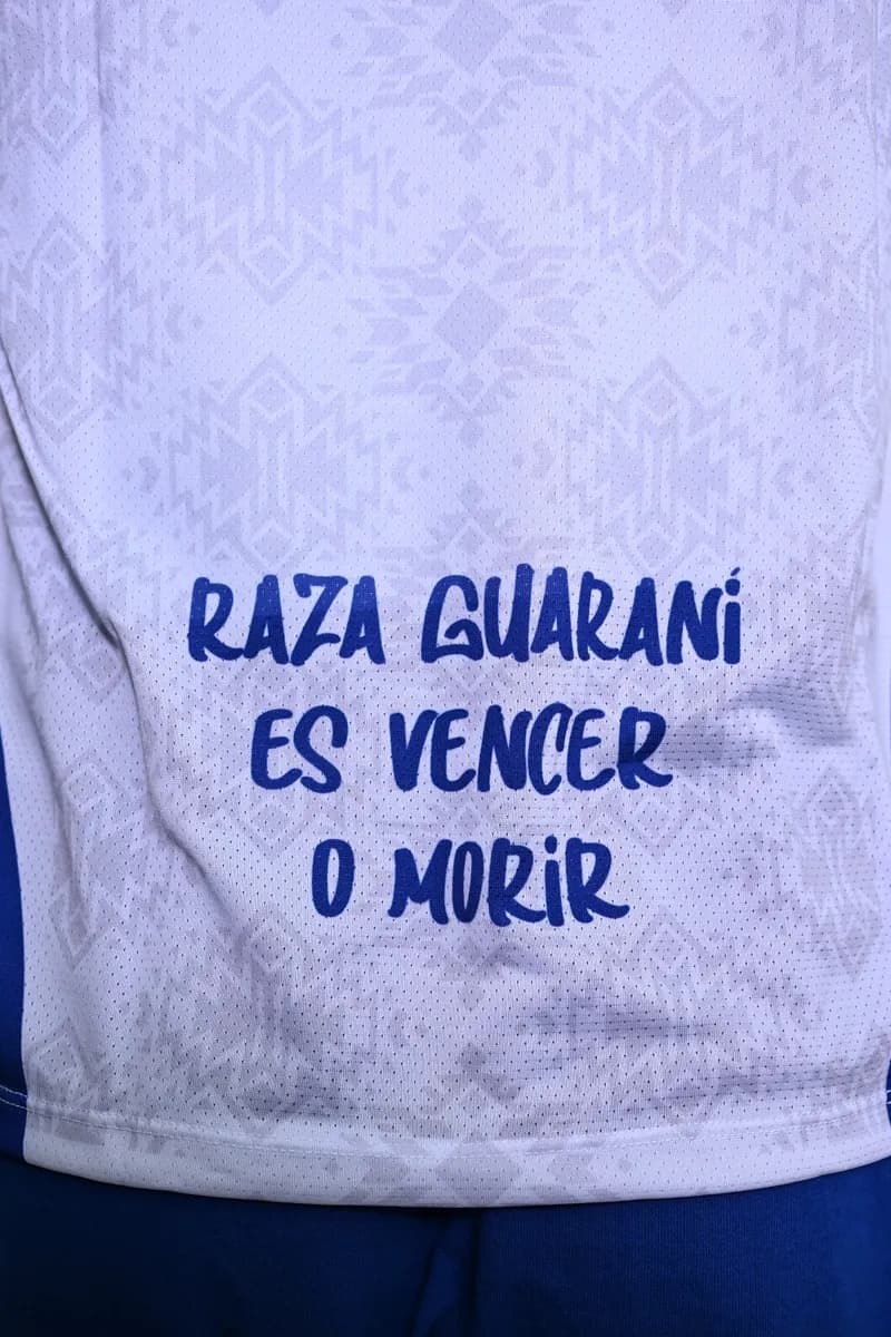 Raza Guaraní — Diseño especial